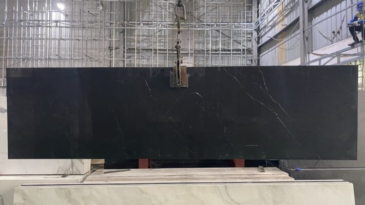 Tổng kho gạch NAMY tự hào là đơn vị cung cấp và thi công gạch Belgium Black uy tín, giá tốt