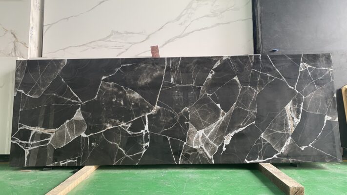 Gạch Tauras Black kích thước 800x2400mm họa tiết bắt mắt, giá tốt tại Tổng kho gạch NAMY